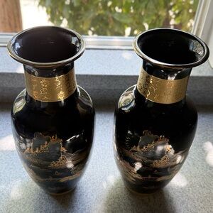1990s Vintage Japanese Hand Painted Black/Gold Vase- Set of 2